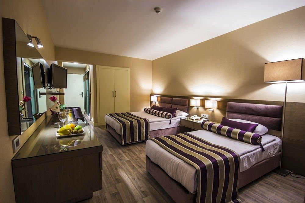 The New Hotel Zeybek İzmir Kültér fotó